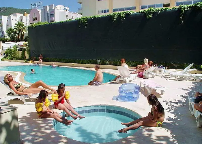 酒店 米雷酒店 3*